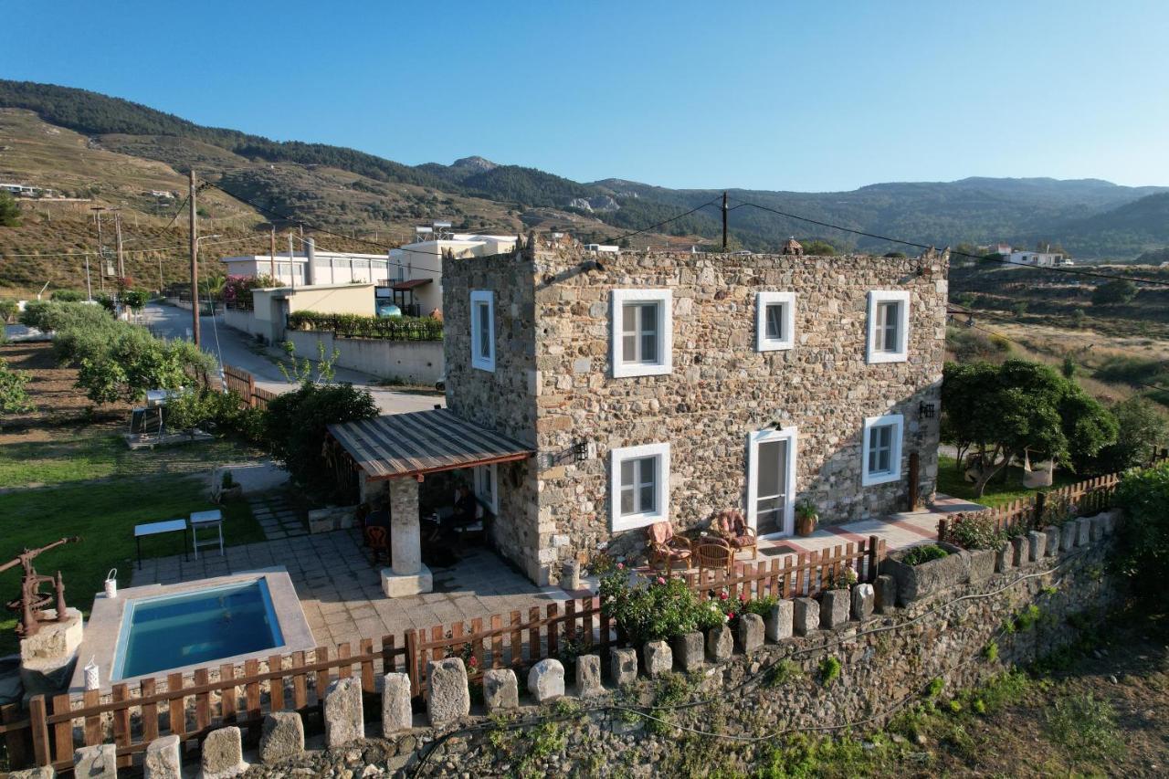Traditional Kos Villa With Swimming Pool, Lawn Yard And Bbq Extérieur photo