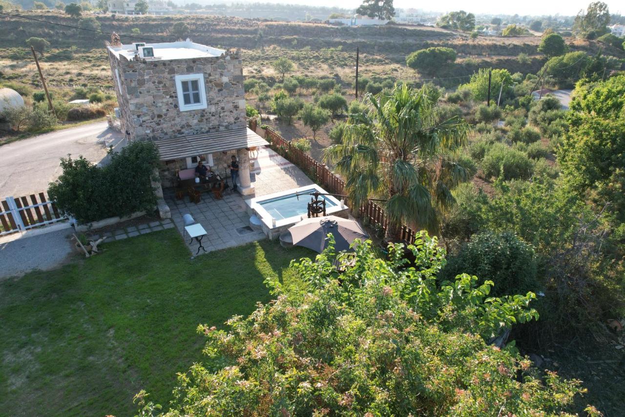 Traditional Kos Villa With Swimming Pool, Lawn Yard And Bbq Extérieur photo