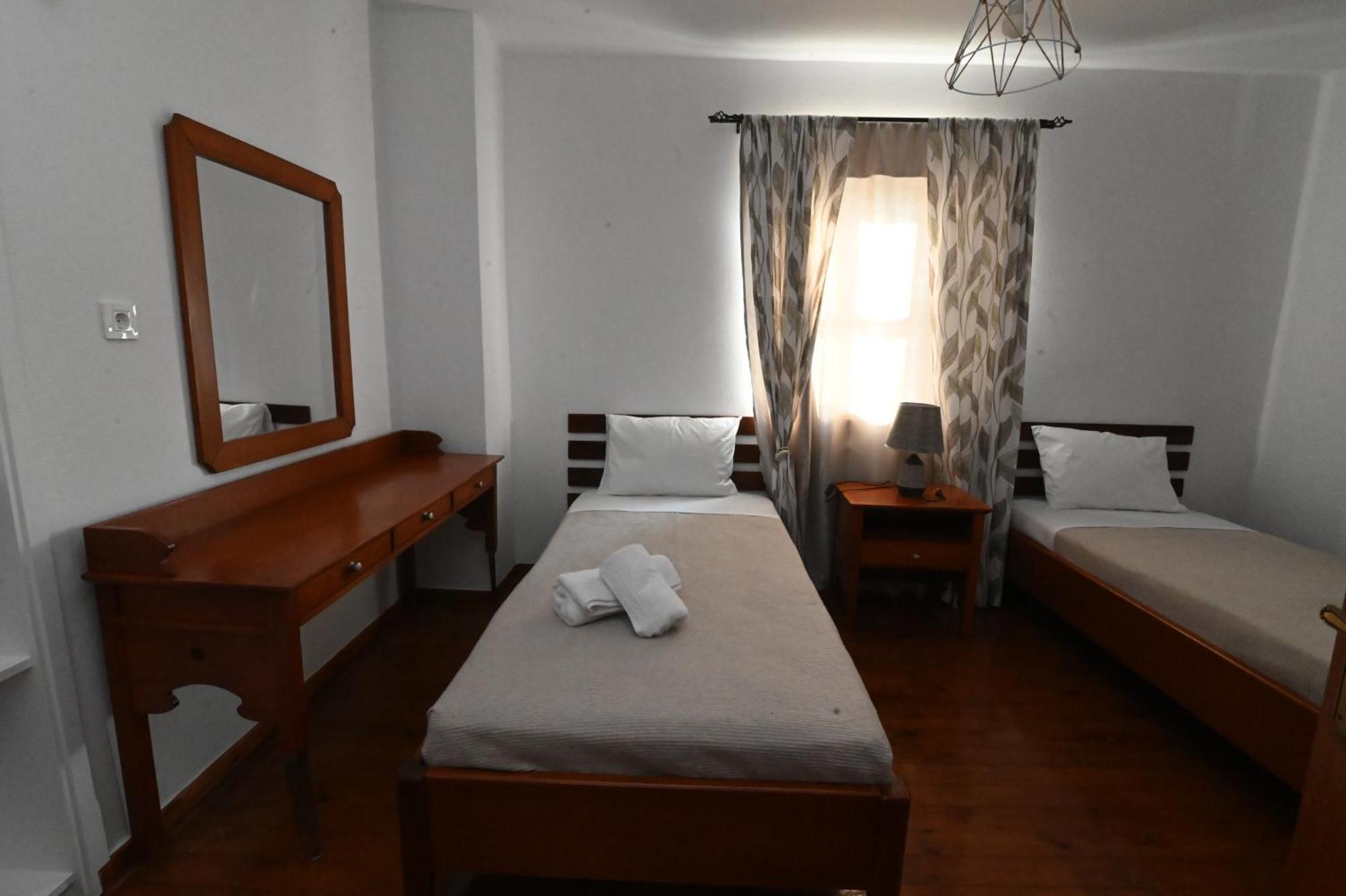 Traditional Kos Villa With Swimming Pool, Lawn Yard And Bbq Extérieur photo