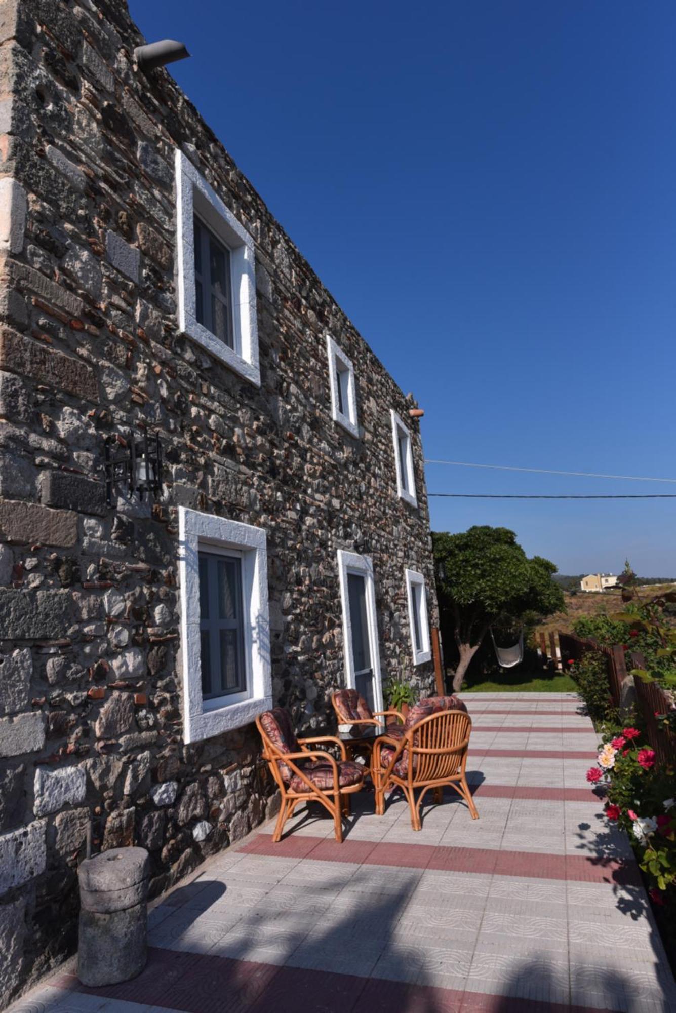 Traditional Kos Villa With Swimming Pool, Lawn Yard And Bbq Extérieur photo