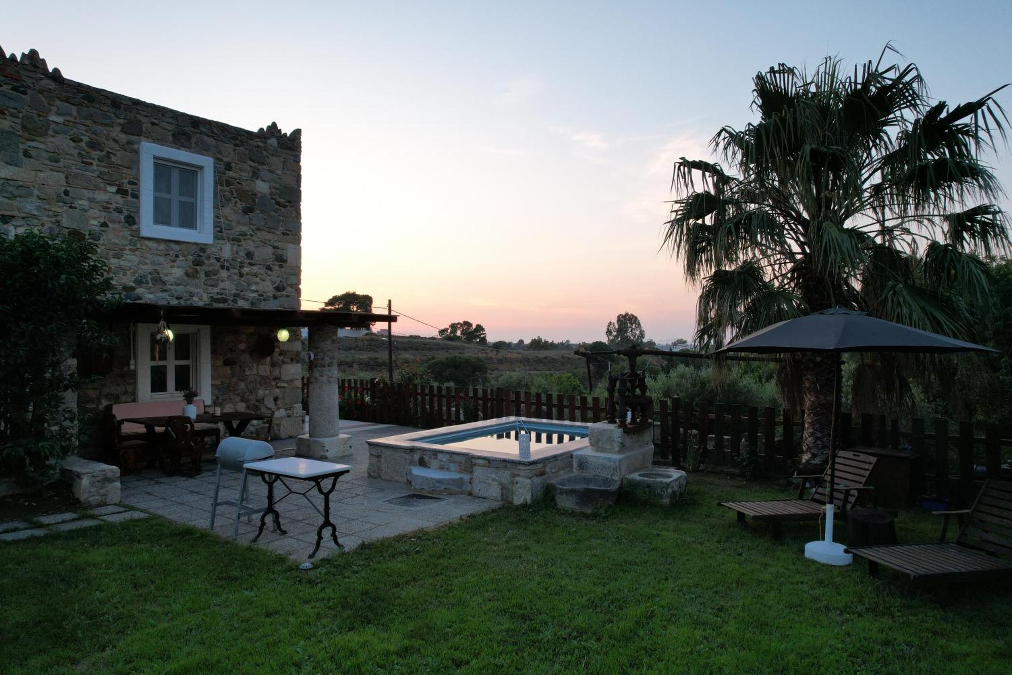 Traditional Kos Villa With Swimming Pool, Lawn Yard And Bbq Extérieur photo